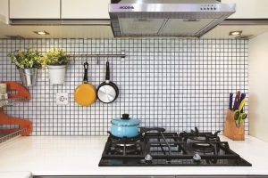 Read more about the article Ide Dekorasi Dapur Dengan Backsplash Mozaik